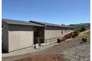 225 Nestucca Ln, Roseburg, OR 97471 - Photo 1