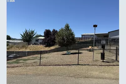 225 Nestucca Ln, Roseburg, OR 97471 - Photo 44