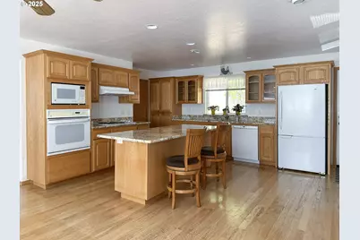 98493 N Bank Chetco River Rd, Brookings, OR 97415 - Photo 16