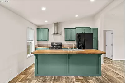 39009 Dexter Rd #32, Dexter, OR 97431 - Photo 6