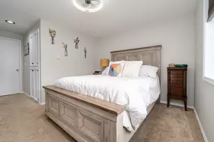 1002 W Charles St, Newberg, OR 97132 - Photo 26
