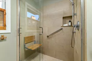 8845 SW Rambler Ln, Portland, OR 97223 - Photo 28