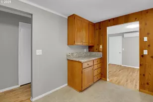 29652 Lusk Rd, Eugene, OR 97405 - Photo 24