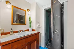 1111 NW 25th Ave, Portland, OR 97210 - Photo 24