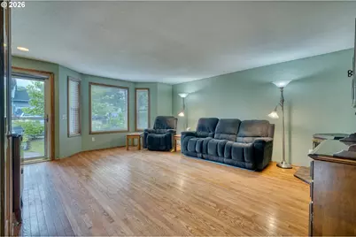 355 S 13th St, Saint Helens, OR 97051 - Photo 6