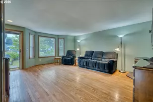 355 S 13th St, Saint Helens, OR 97051 - Photo 6