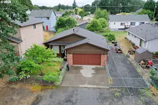 355 S 13th St, Saint Helens, OR 97051 - Photo 1