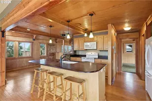 2096 1/2 Arthur St, Eugene, OR 97405 - Photo 10