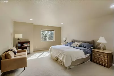 3710 SE Scarlet Pl, Hillsboro, OR 97123 - Photo 32