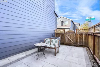 3710 SE Scarlet Pl, Hillsboro, OR 97123 - Photo 44