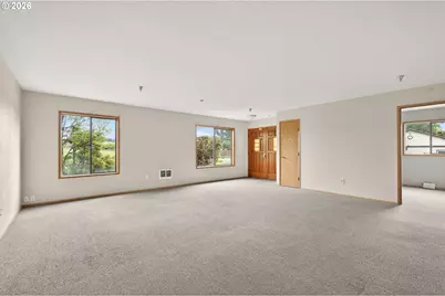 451 NW Hill Rd, McMinnville, OR 97128 - Photo 8