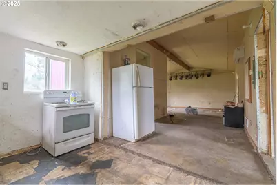 478 E 32nd Ave, Eugene, OR 97405 - Photo 8