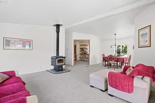 25205 NW Mt Richmond Rd, Yamhill, OR 97148 - Photo 4