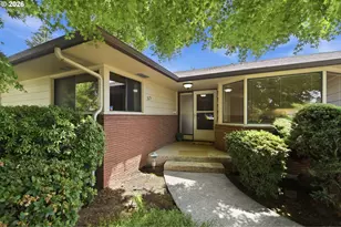825 Louis St, Eugene, OR 97402 - Photo 1