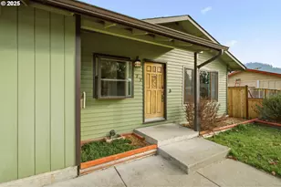 777 60th St, Springfield, OR 97478 - Photo 2