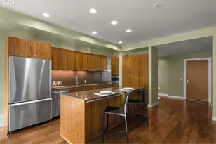 841 S Gaines St, Portland, OR 97239 - Photo 4