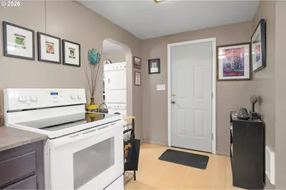 97 W 36th Ave, Eugene, OR 97405 - Photo 12