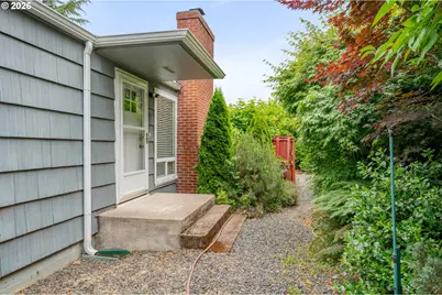 97 W 36th Ave, Eugene, OR 97405 - Photo 2