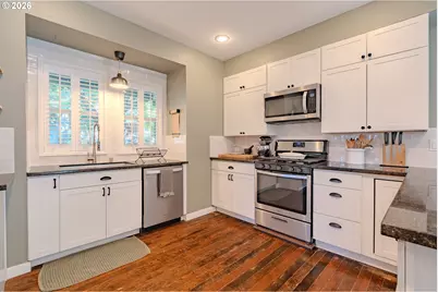 2420 D St, Vancouver, WA 98663 - Photo 18