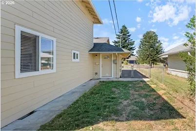 16600 SE Salmon St, Portland, OR 97233 - Photo 42