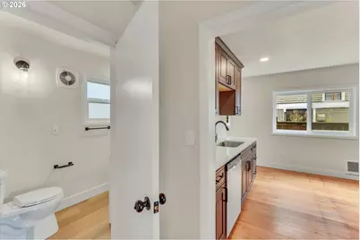 1712 SE Stark St, Portland, OR 97214 - Photo 30