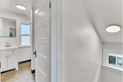 1712 SE Stark St, Portland, OR 97214 - Photo 20