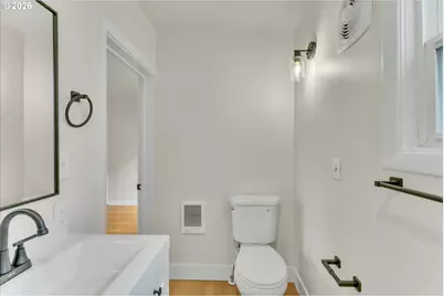 1712 SE Stark St, Portland, OR 97214 - Photo 28