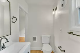 1712 SE Stark St, Portland, OR 97214 - Photo 28