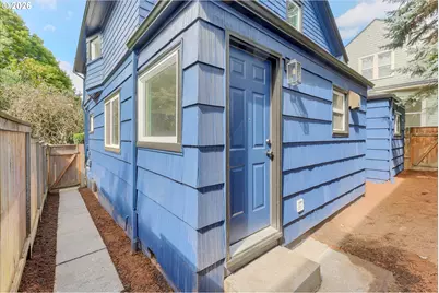 1712 SE Stark St, Portland, OR 97214 - Photo 6