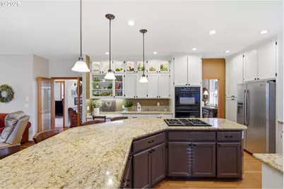 21820 SW Fuller Dr, Tualatin, OR 97062 - Photo 16