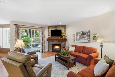 21820 SW Fuller Dr, Tualatin, OR 97062 - Photo 10