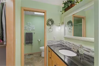 16051 SW Refectory Pl, Portland, OR 97224 - Photo 8