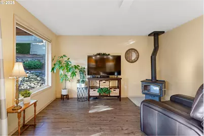 16051 SW Refectory Pl, Portland, OR 97224 - Photo 18