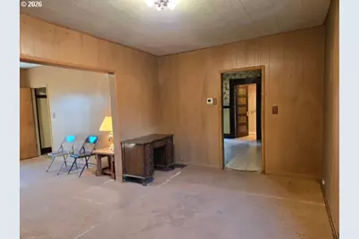 7021 SE 87th Ave, Portland, OR 97266 - Photo 4