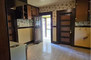 7021 SE 87th Ave, Portland, OR 97266 - Photo 6