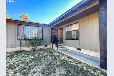 1959 Green Ave, Roseburg, OR 97471 - Photo 4