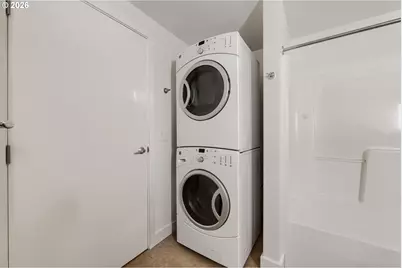 3970 N Interstate Ave #307, Portland, OR 97227 - Photo 28