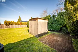 2614 NE 131st Ave, Portland, OR 97230 - Photo 32