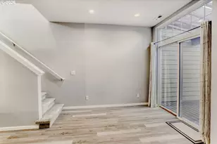 768 NE 70th Ave, Hillsboro, OR 97124 - Photo 6