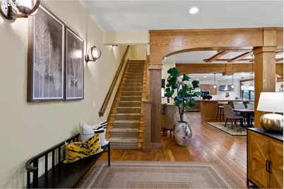 2563 NW Crossing Dr, Bend, OR 97703 - Photo 10