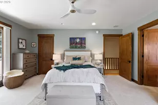 2563 NW Crossing Dr, Bend, OR 97703 - Photo 26