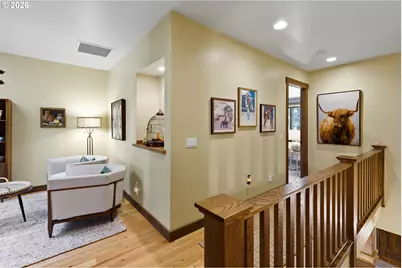 2563 NW Crossing Dr, Bend, OR 97703 - Photo 20