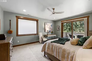 2563 NW Crossing Dr, Bend, OR 97703 - Photo 22