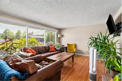 4080 Oak St, Eugene, OR 97405 - Photo 8