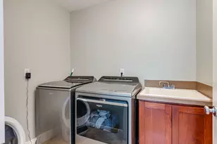 1457 SE 53rd Ave, Hillsboro, OR 97123 - Photo 36