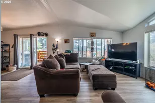 743 Caroline St, Bandon, OR 97411 - Photo 12