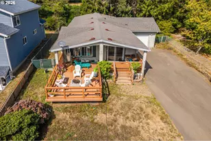 743 Caroline St, Bandon, OR 97411 - Photo 2
