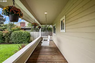 280 Roan Dr, Eugene, OR 97401 - Photo 4