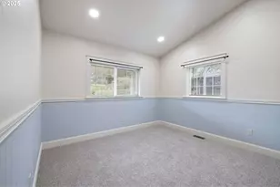 280 Roan Dr, Eugene, OR 97401 - Photo 24