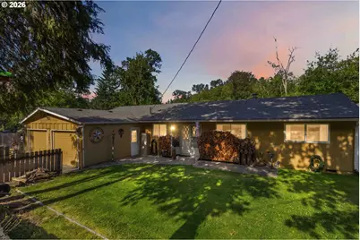 109 Alpha Dr, Longview, WA 98632 - Photo 2